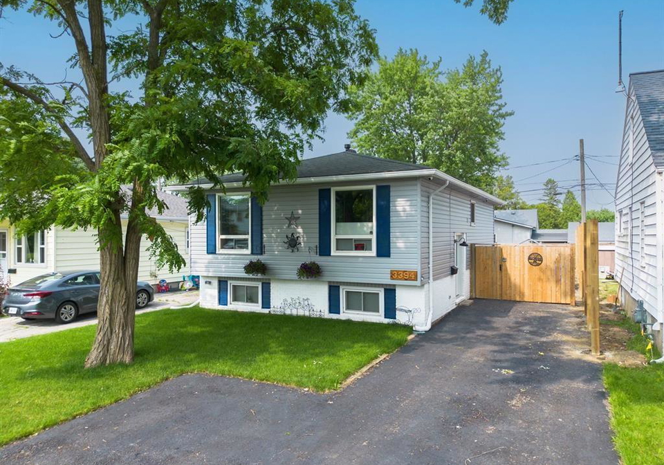 3394-bliss-road-windsor-ontario-26023080