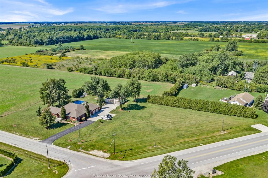 374-inman-sideroad-kingsville-ontario-26023114