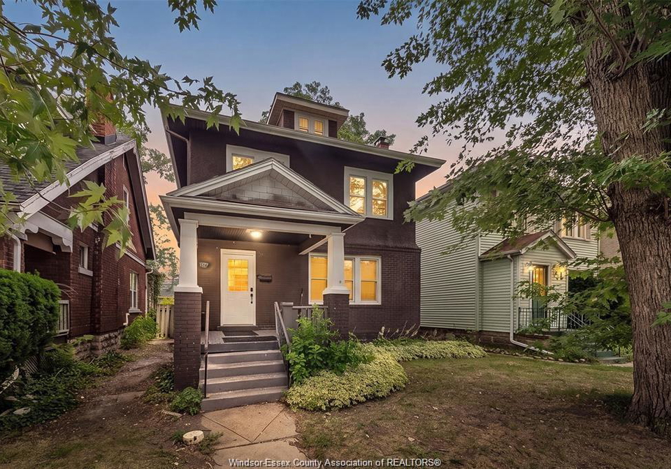 1516-dougall-avenue-windsor-ontario-26023116