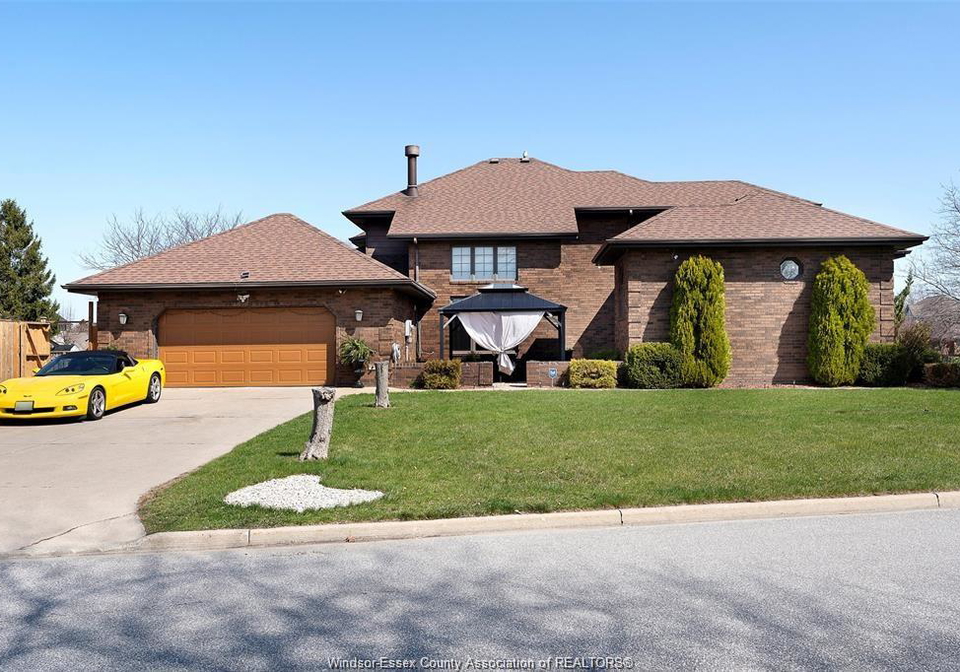 172-pointe-west-drive-amherstburg-ontario-26023127