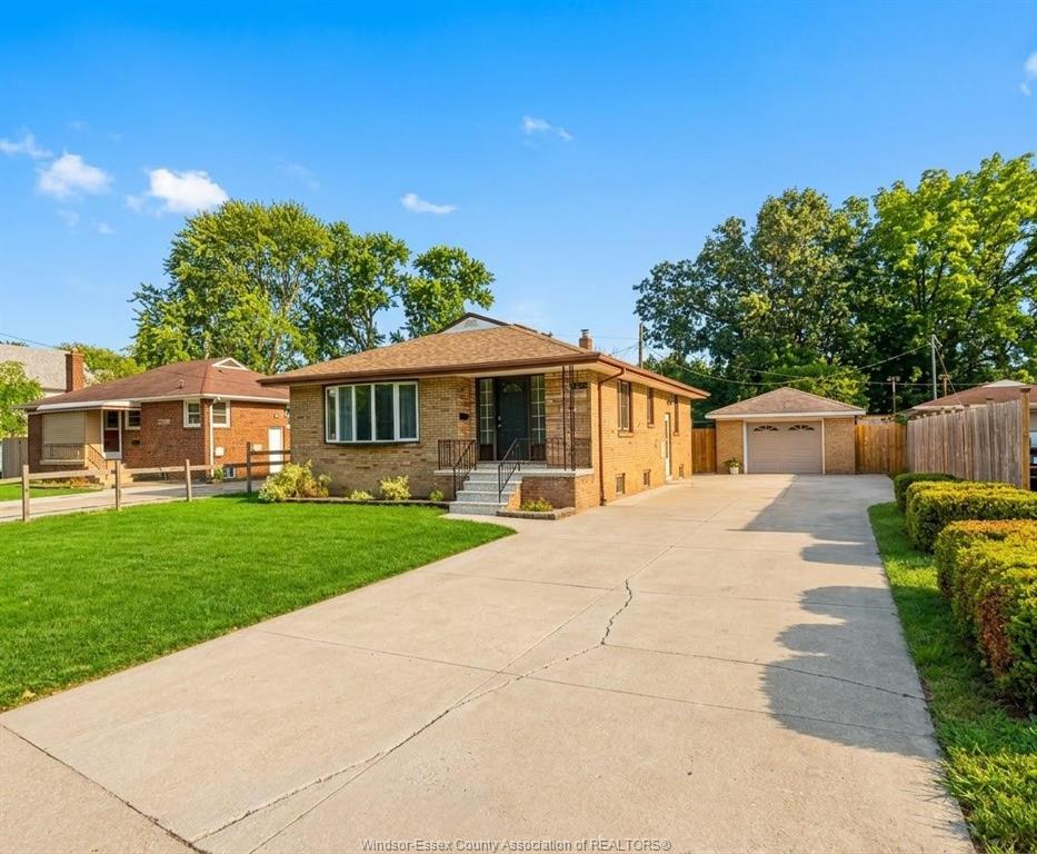 4245-wyandotte-street-east-windsor-ontario-26023134
