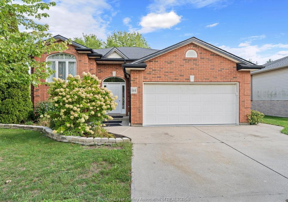 844-cottage-grove-kingsville-ontario-26023152