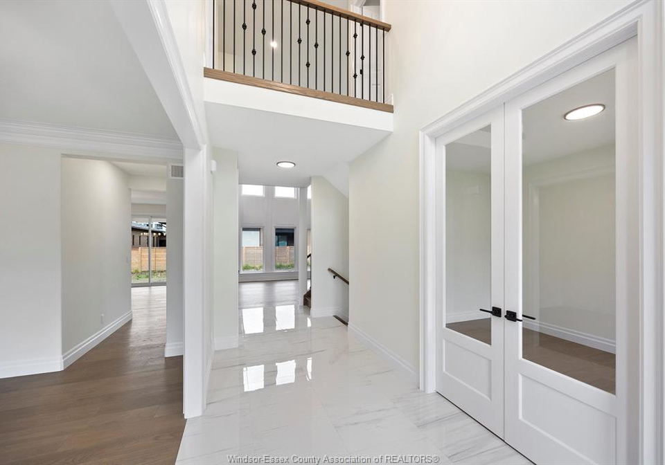 1223-campana-crescent-lakeshore-ontario-26023154