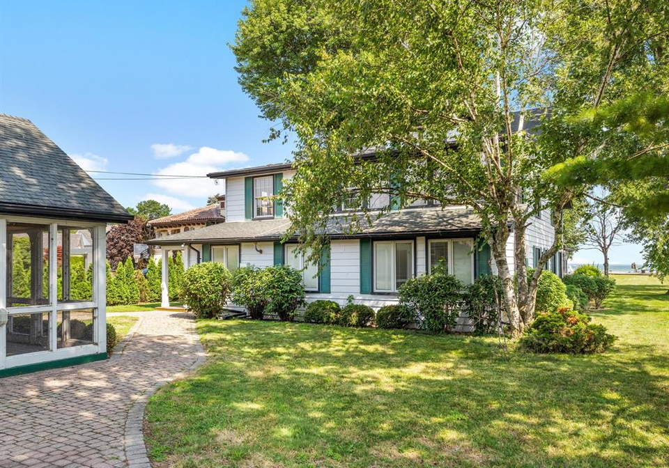 13050-riverside-drive-east-tecumseh-ontario-26023164