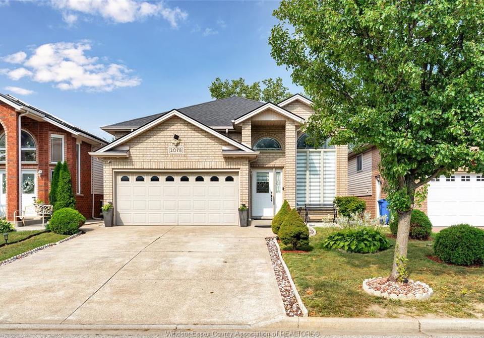 2078-rockport-windsor-ontario-26023173