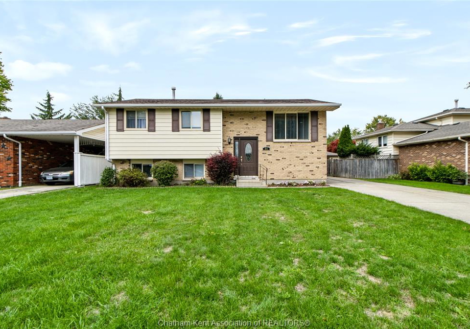 80-baxter-street-wallaceburg-ontario-26023183