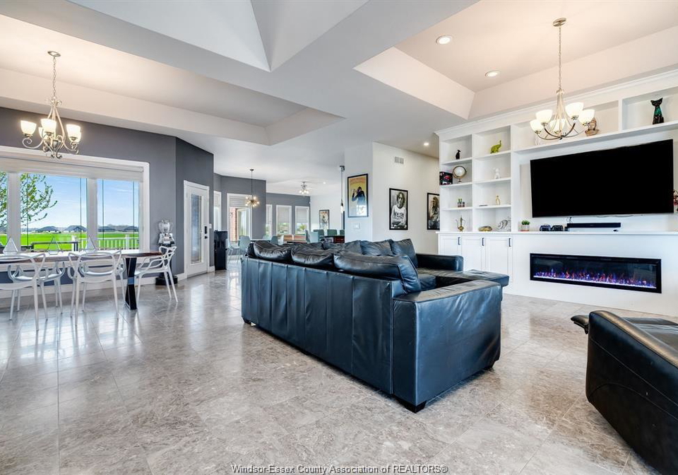 916-mersea-road-2-leamington-ontario-26023193