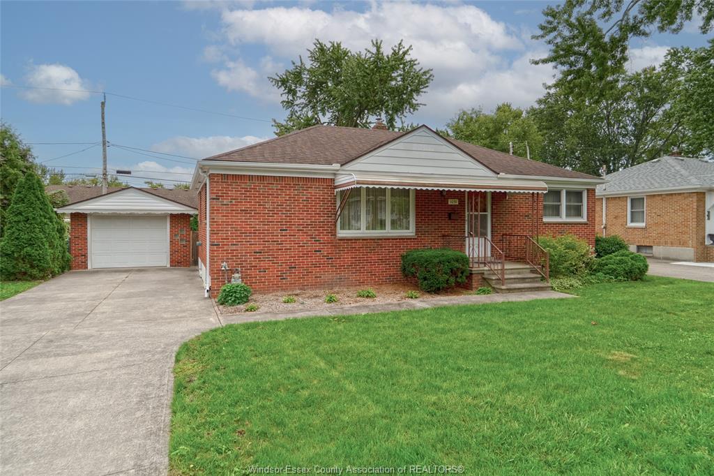 1051-grand-marais-road-west-windsor-ontario-26023195