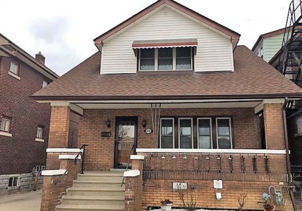 972-parent-windsor-ontario-26023220