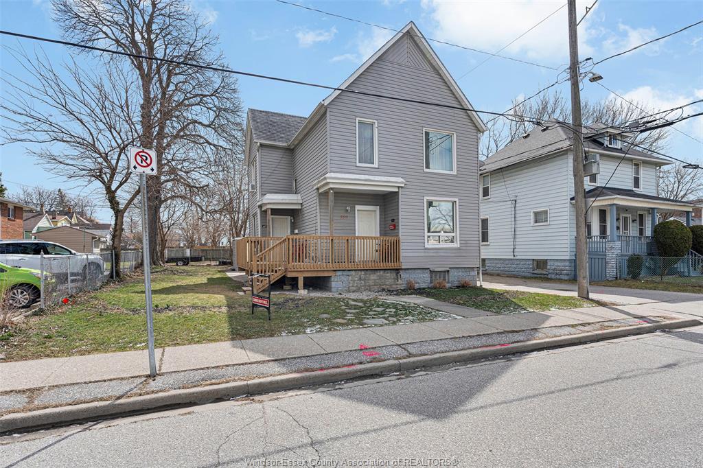 559-assumption-windsor-ontario-26023223