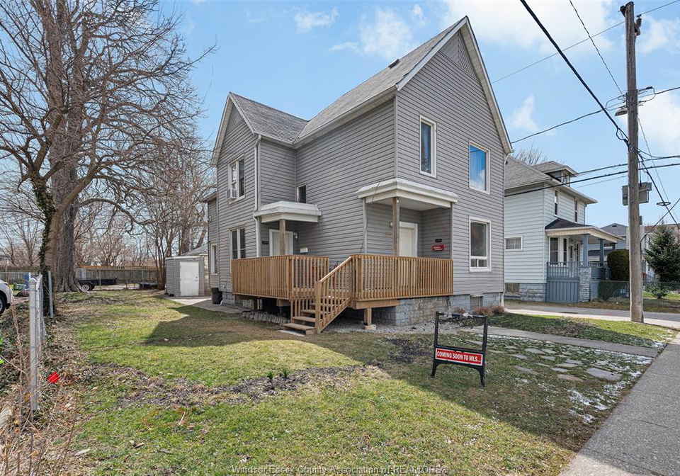 559-assumption-windsor-ontario-26023223