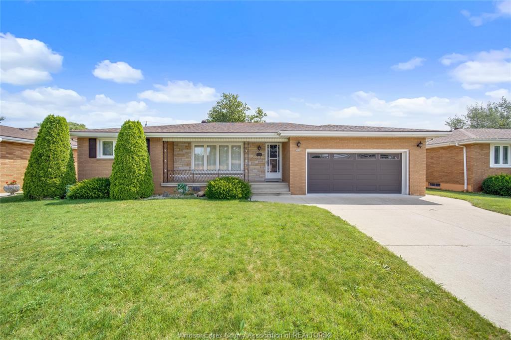 2506-longfellow-avenue-windsor-ontario-26023224