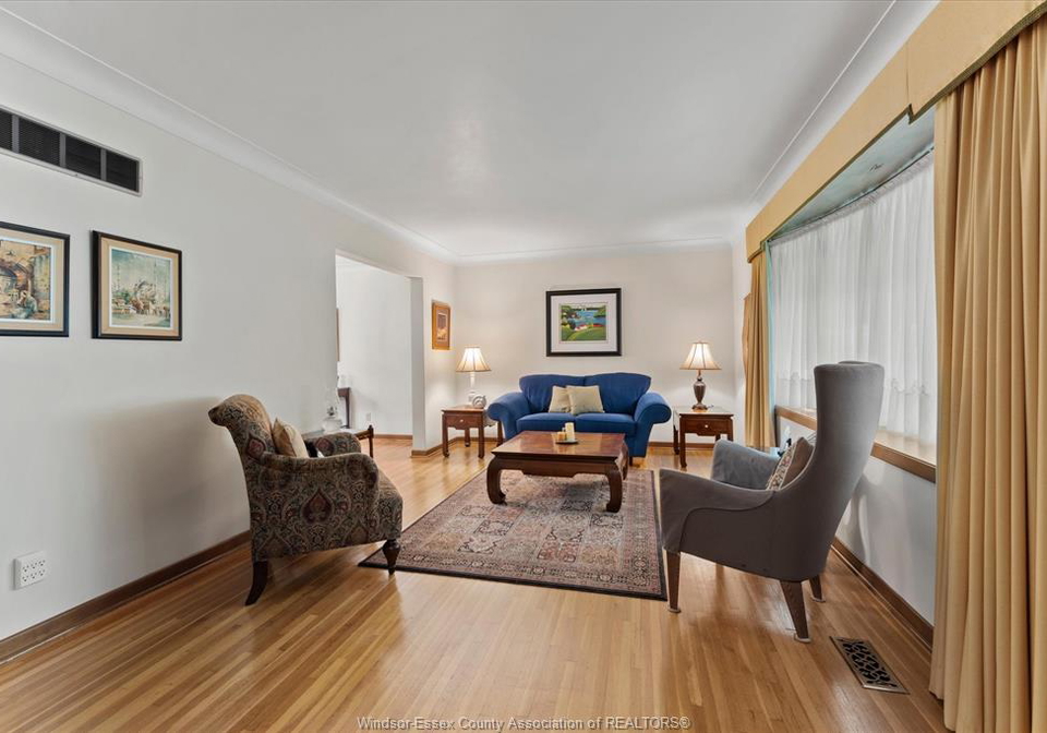3630-avondale-avenue-windsor-ontario-26023230