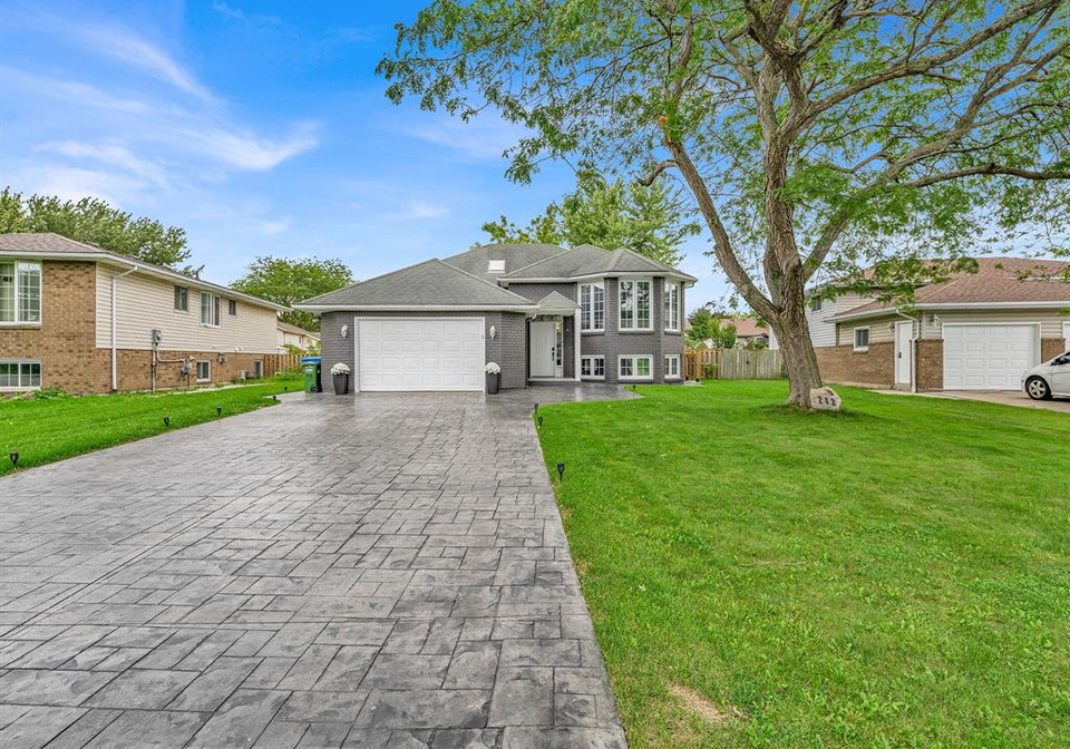 242-george-crescent-lakeshore-ontario-26023231