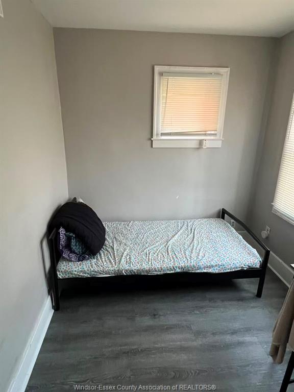 1616-wyandotte-west-windsor-ontario-26023233