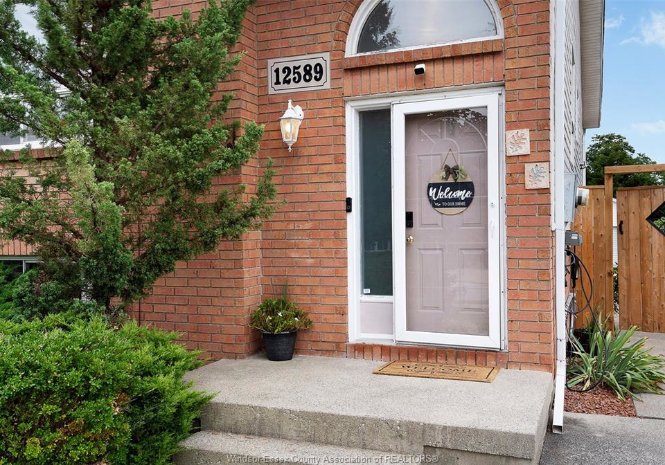 12589-horwood-crescent-tecumseh-ontario-26023237