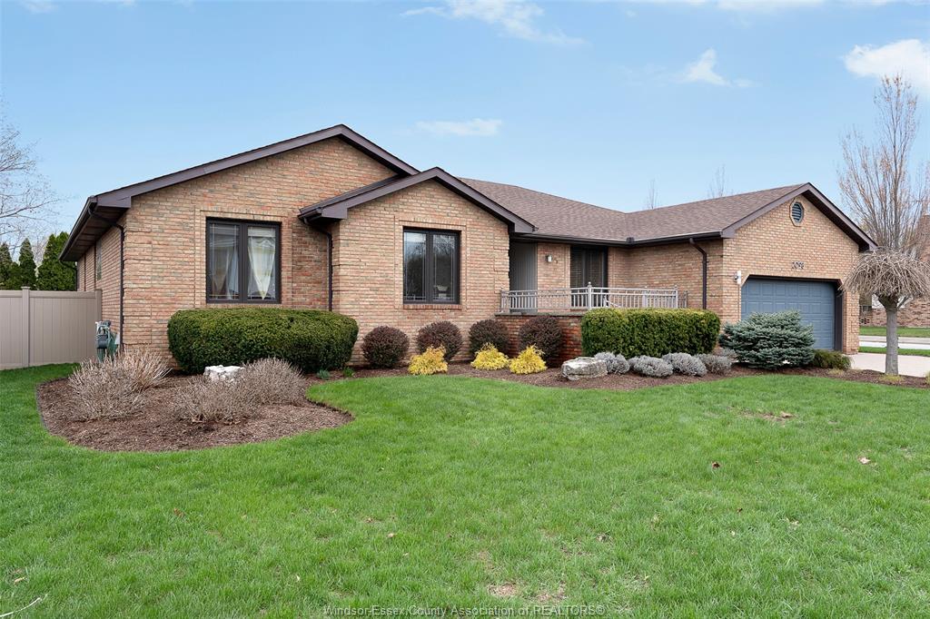2098-edgemore-avenue-lasalle-ontario-26023247