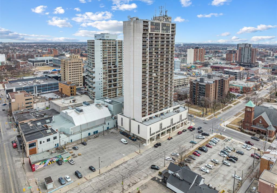 150-park-street-west-windsor-ontario-26023249