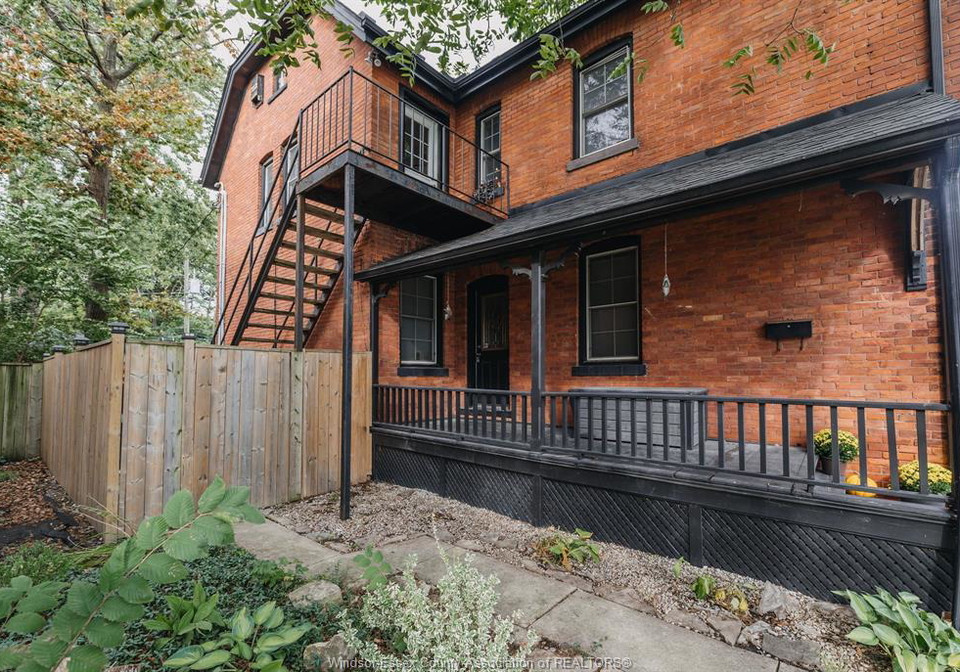 753-walker-road-windsor-ontario-26023251