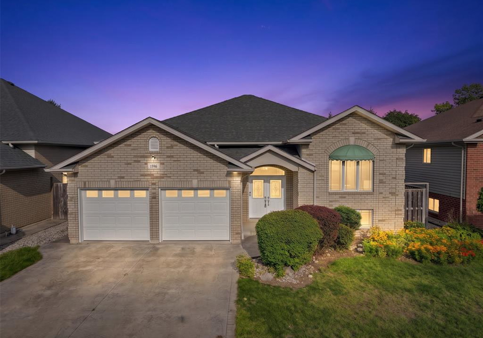 1596-morningstar-avenue-windsor-ontario-26023266