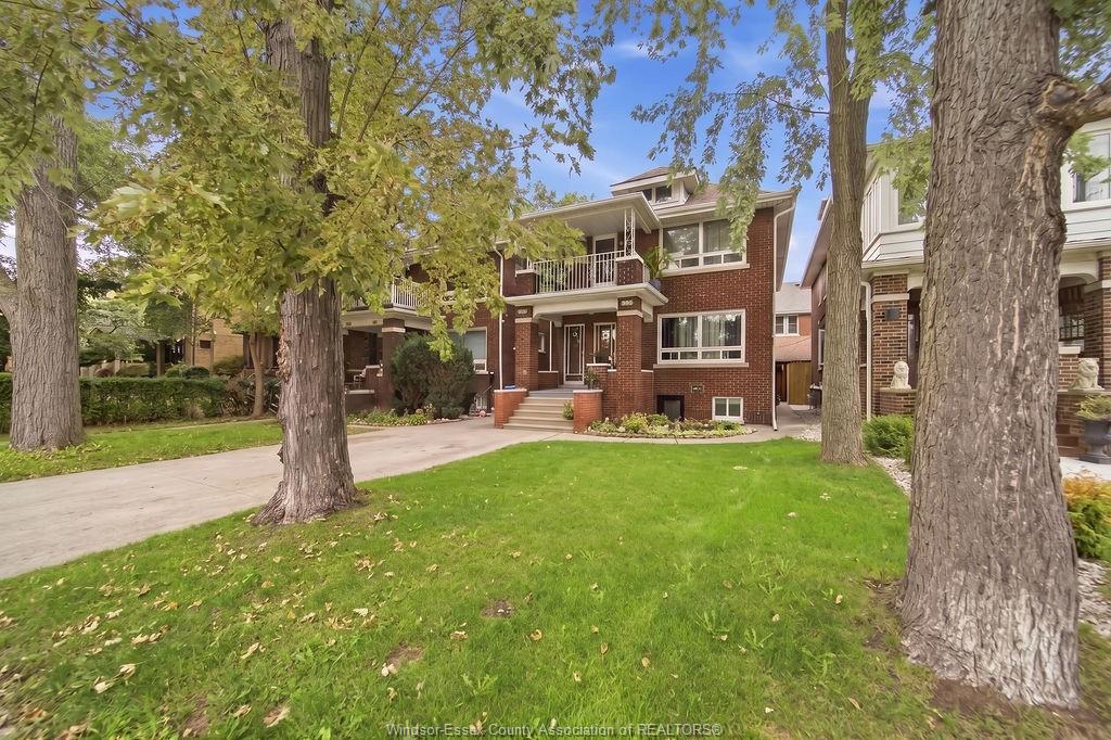 990-victoria-avenue-windsor-ontario-26023280