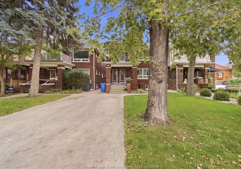 990-victoria-avenue-windsor-ontario-26023280