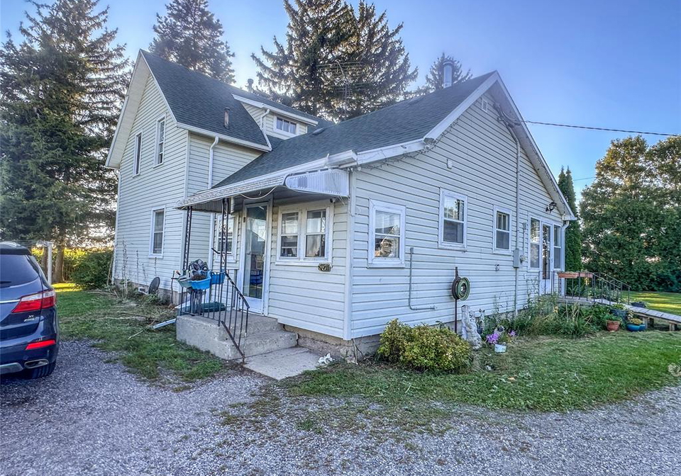 11036-brush-line-blenheim-ontario-26023295