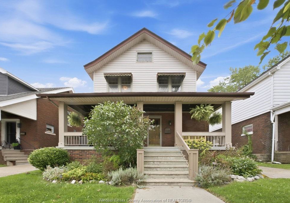 1174-chilver-road-windsor-ontario-26023305