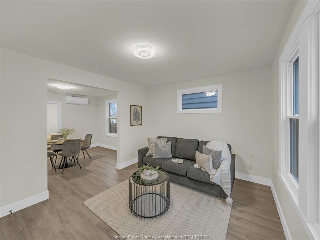 545-cameron-windsor-ontario-26023307