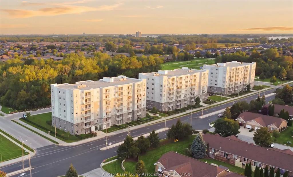 1675-banwell-road-windsor-ontario-26023336