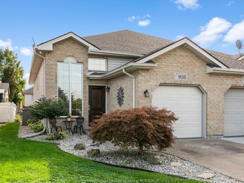 908-michael-drive-tecumseh-ontario-26023387