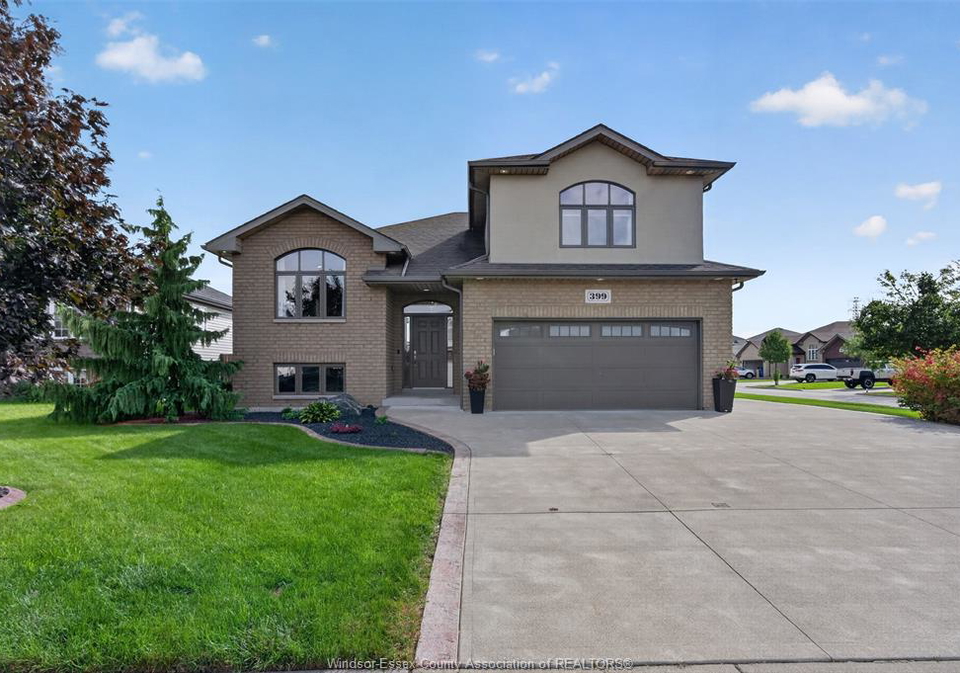 399-poplar-drive-lakeshore-ontario-26023389