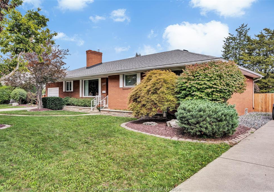 2360-leonard-road-windsor-ontario-26023393