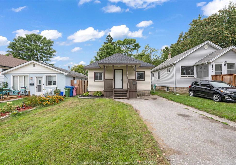 3796-glenfield-street-windsor-ontario-26023425