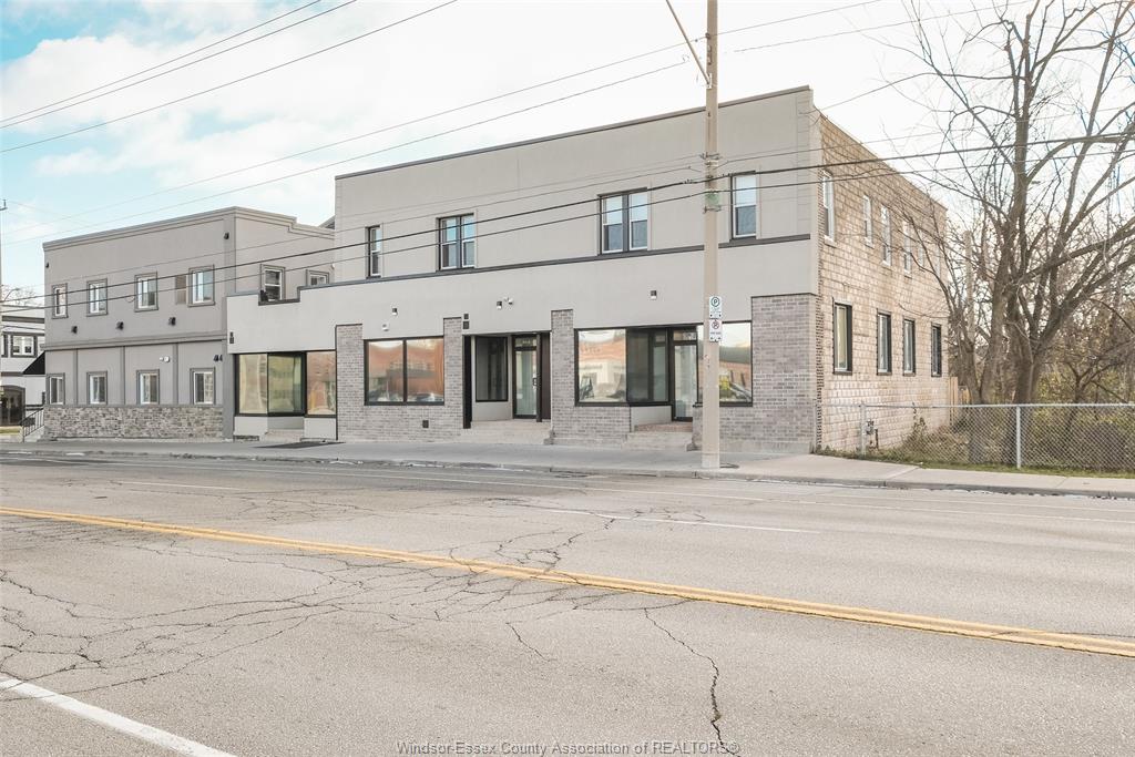 1231-university-avenue-windsor-ontario-26023435