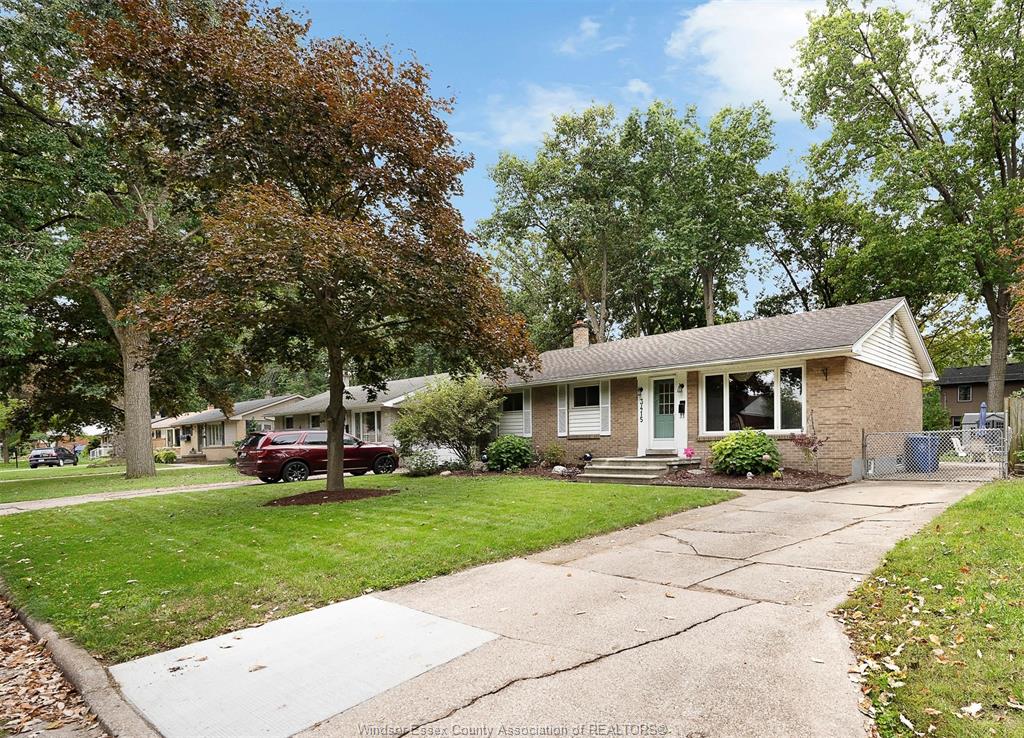 3415-randolph-windsor-ontario-26023456