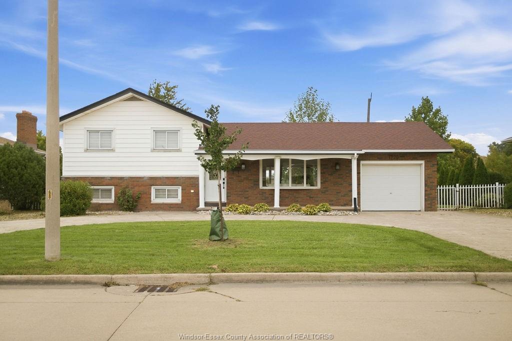 1720-partington-windsor-ontario-26023473