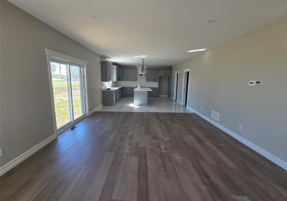 4410-belmont-comber-ontario-26023491