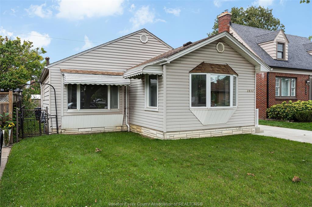 2032-verdun-windsor-ontario-26023522