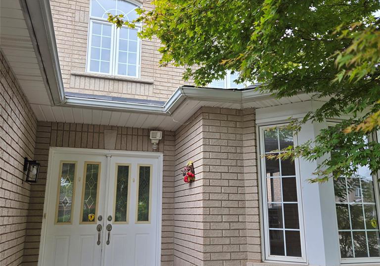 2271-randolph-avenue-windsor-ontario-26023530