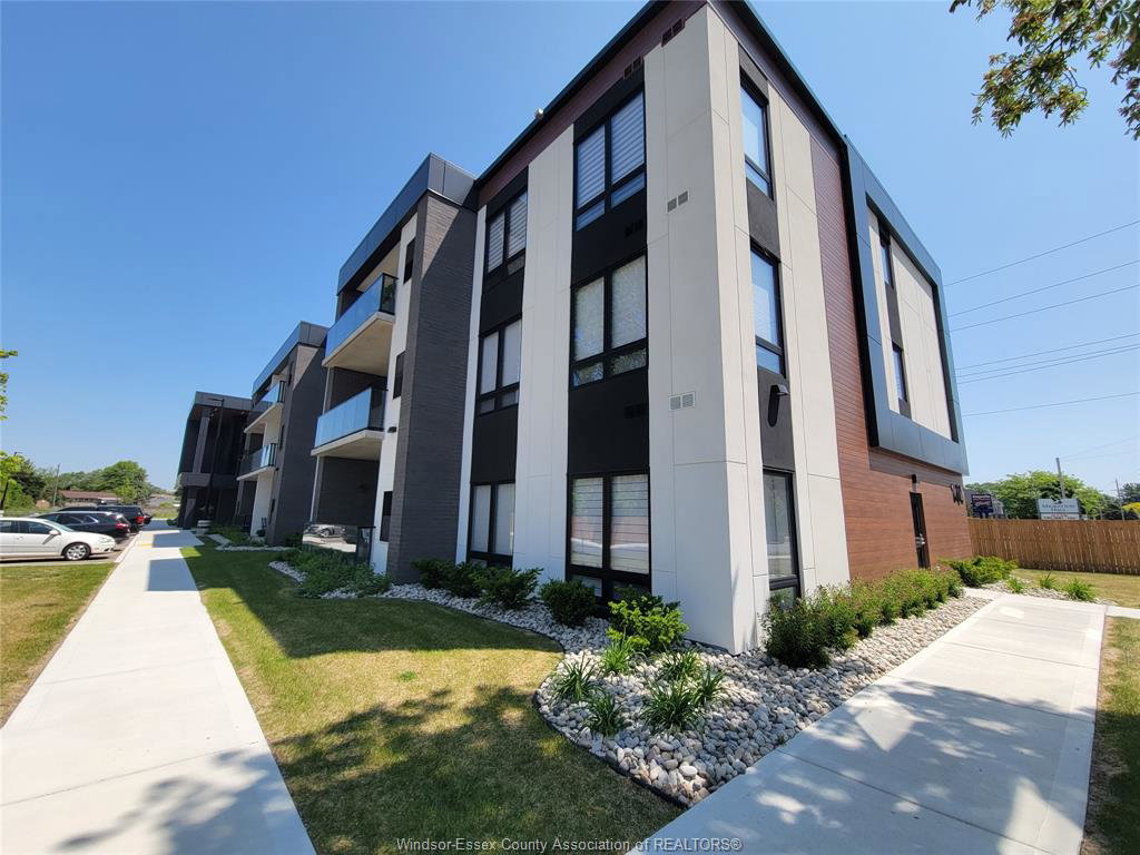 140-main-street-east-kingsville-ontario-26023539