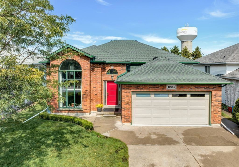 12745-lemire-street-tecumseh-ontario-26023542