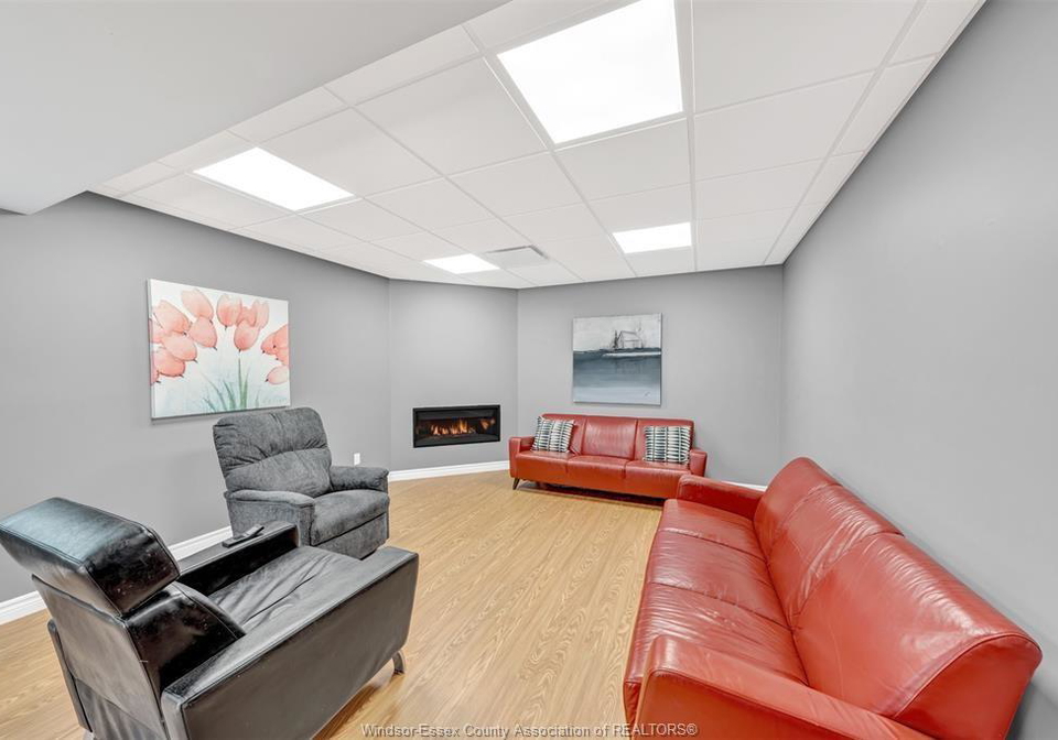 12745-lemire-street-tecumseh-ontario-26023542