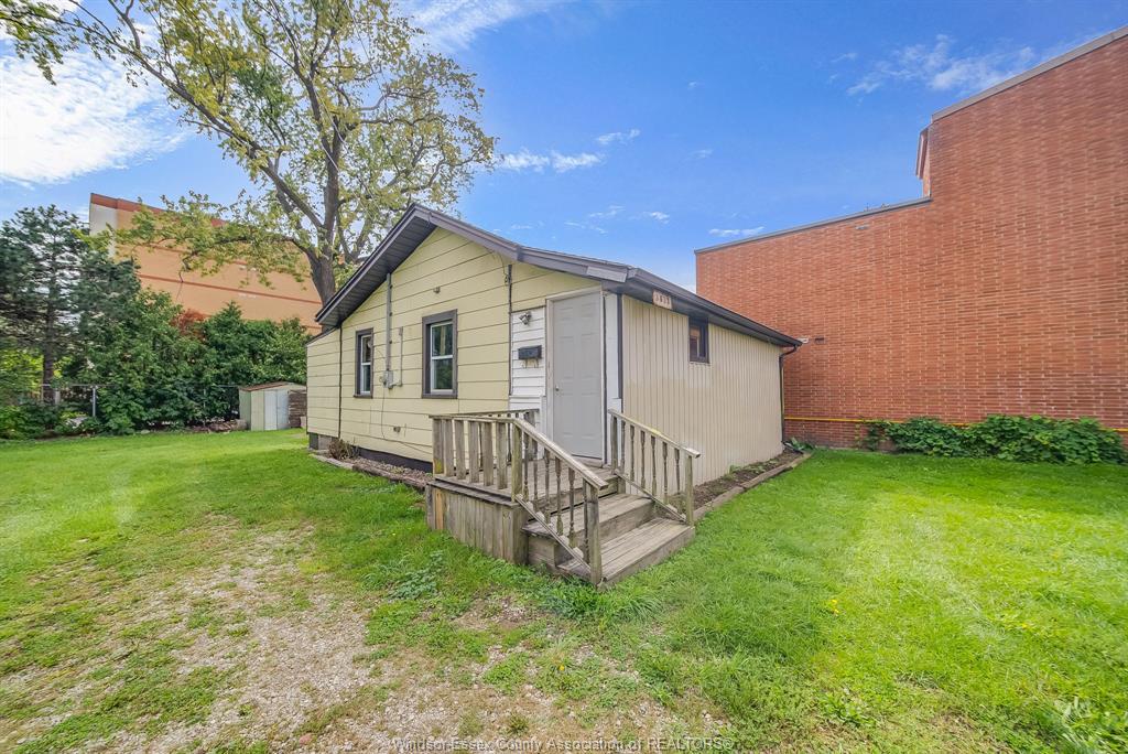 5837-tecumseh-road-east-windsor-ontario-26023556
