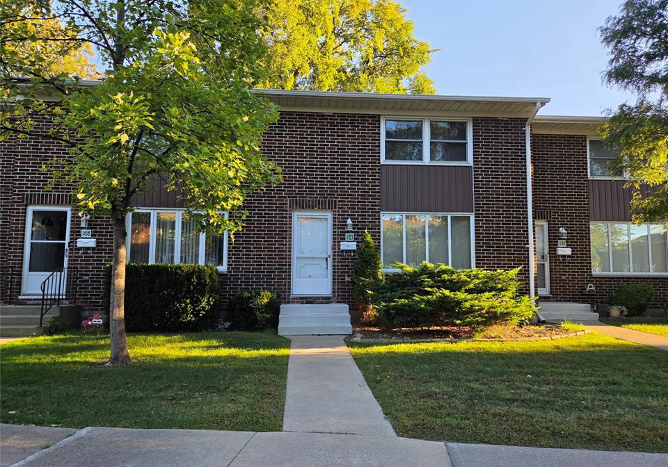 76-olympus-court-sarnia-ontario-26023564