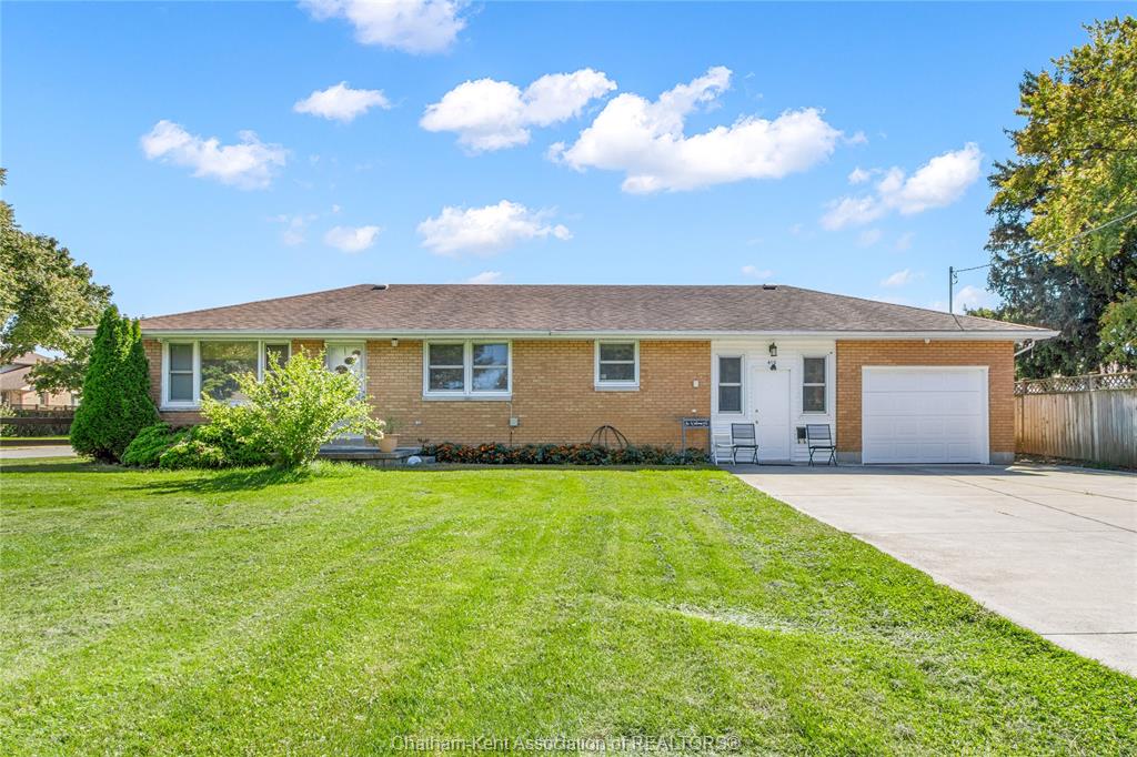 410-mcnaughton-avenue-east-chatham-ontario-26023575