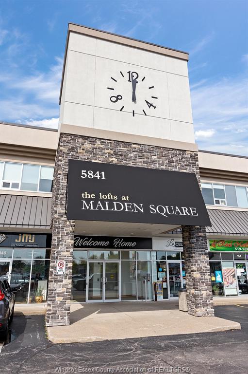 5841-malden-square-lasalle-ontario-26023578