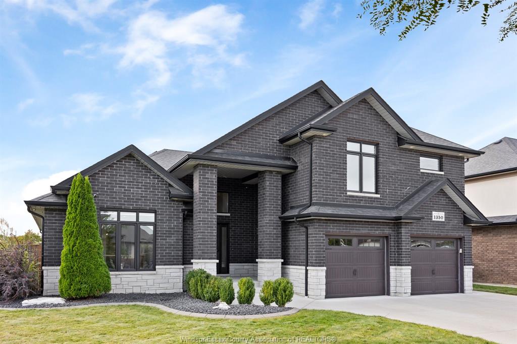 1350-pascal-lakeshore-ontario-26023585