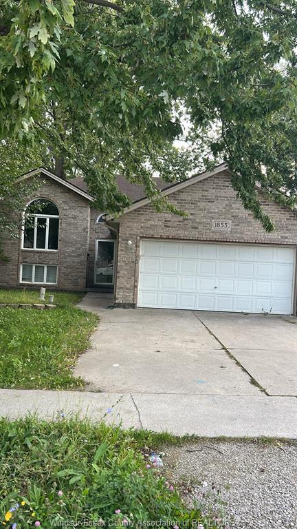 1855-dominion-boulevard-windsor-ontario-26023587