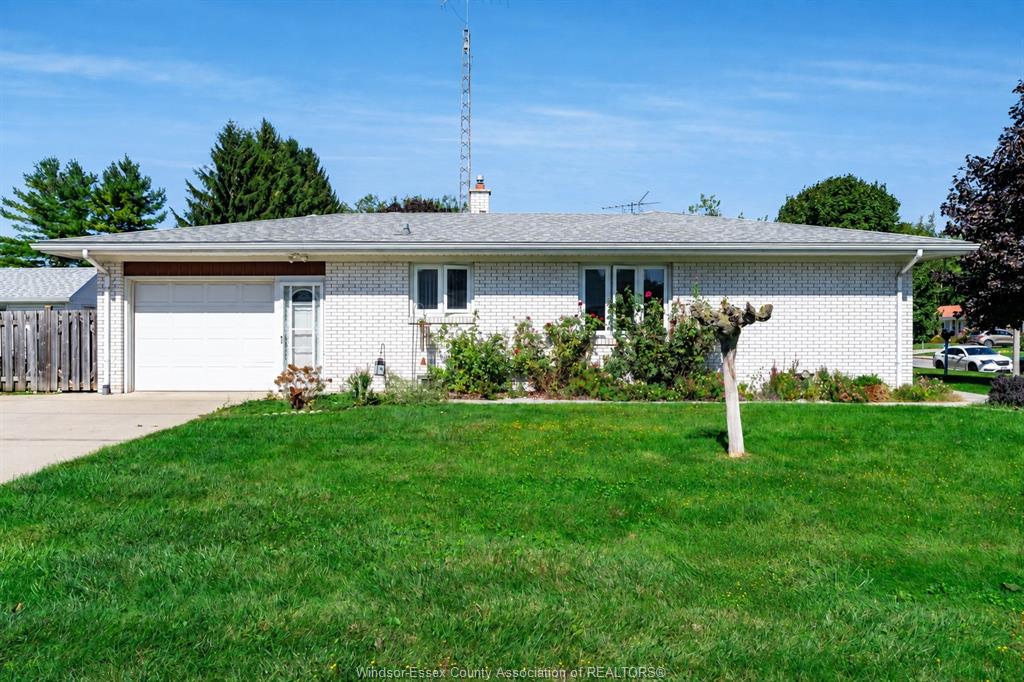 85-lutsch-avenue-leamington-ontario-26023592